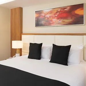 Diana 4* Brisbane